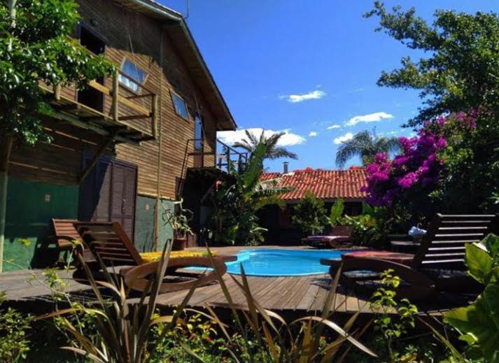 Villa Josefa - Chalé completo com piscina e churrasqueira Praia do Rosa Esterno foto