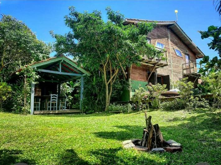 Villa Josefa - Chalé completo com piscina e churrasqueira Praia do Rosa Esterno foto
