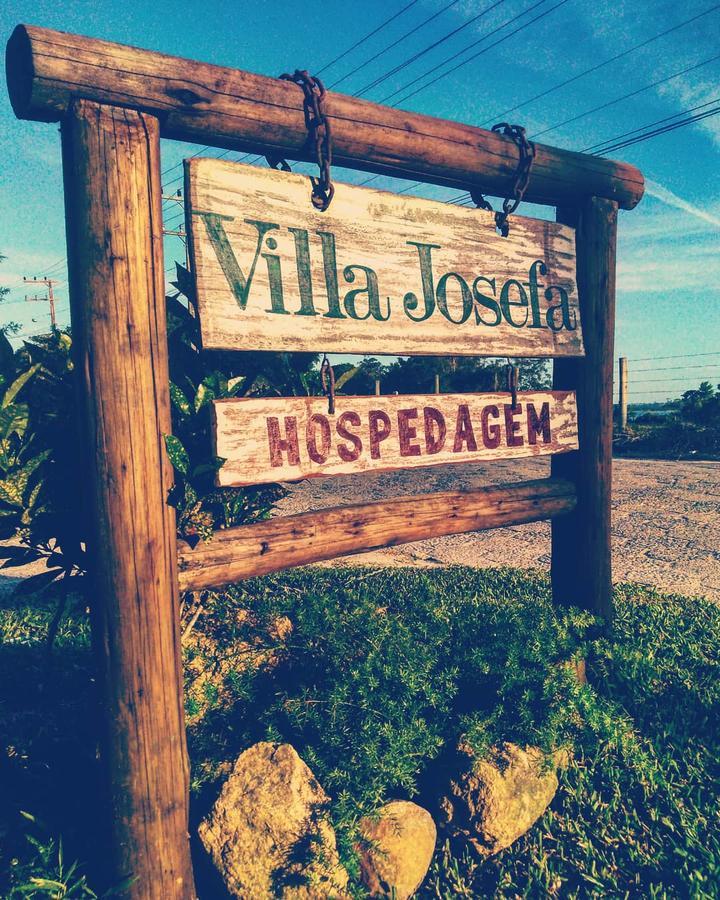 Villa Josefa - Chalé completo com piscina e churrasqueira Praia do Rosa Esterno foto